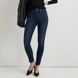 Madewell High Rise Skinny Jeans Dark Wash Women’s Size 23 Tall